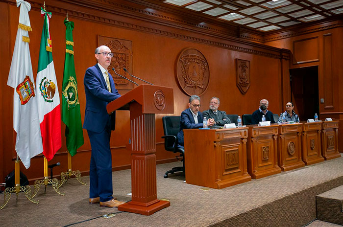 presentacion libro uaem rector