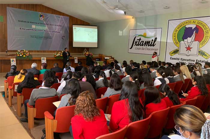 gira reuniones alumnos octavo semestre normal