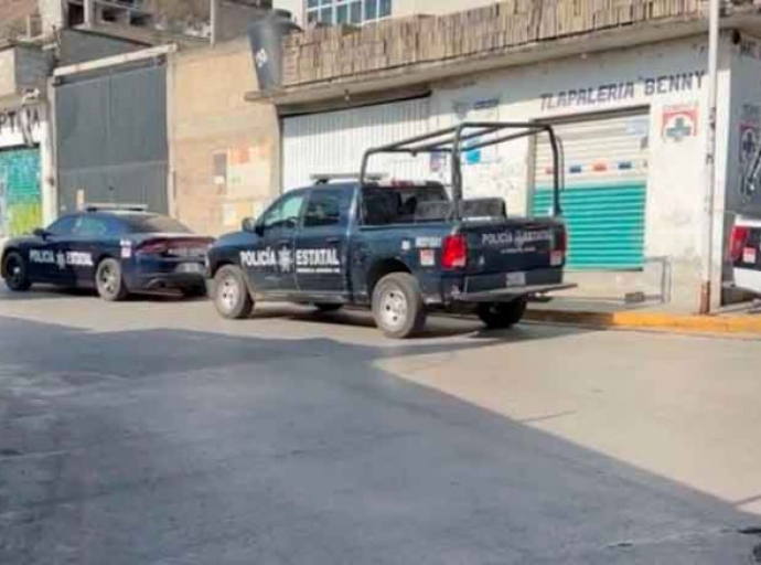 Hallan dos cadáveres encobijados y decapitados