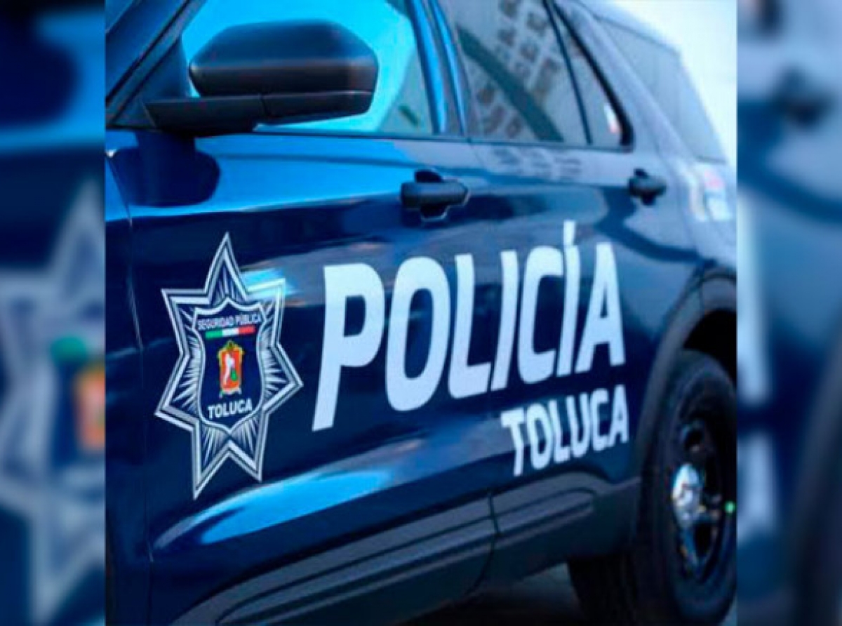 Camioneta de valores atropella a estudiante