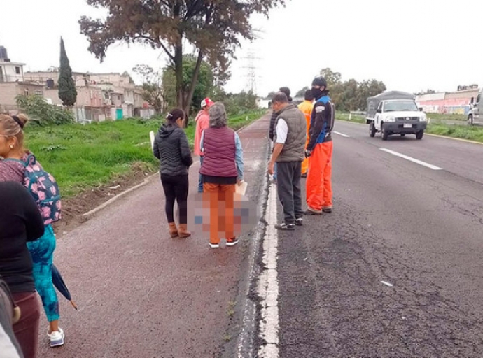 ¡Fatal! Muere mujer atropellada en la México-Pirámides; conductor huye