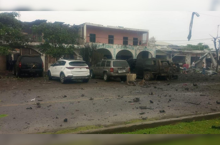 coche boma 4