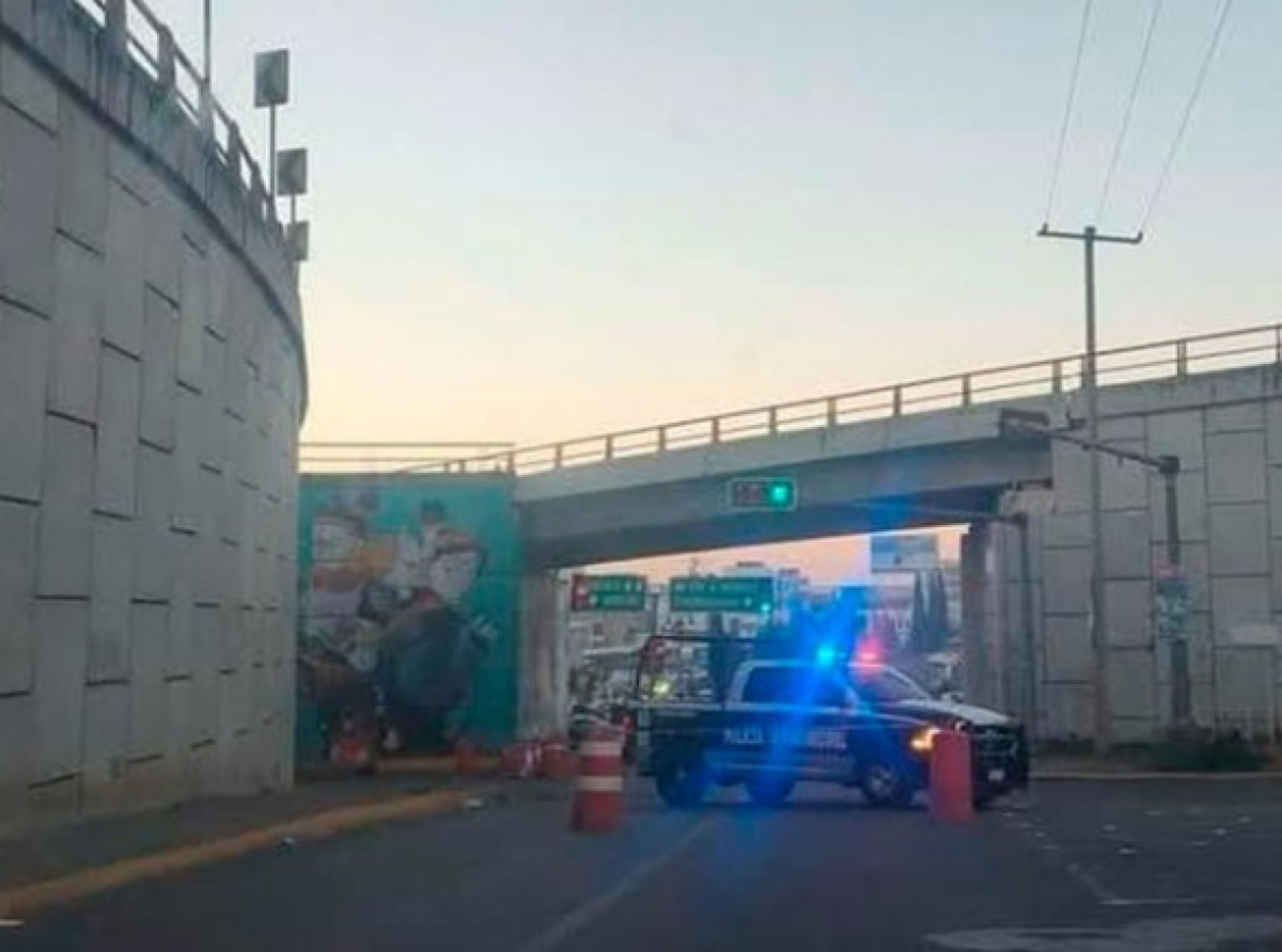 Muere hombre atropellado; conductor huye