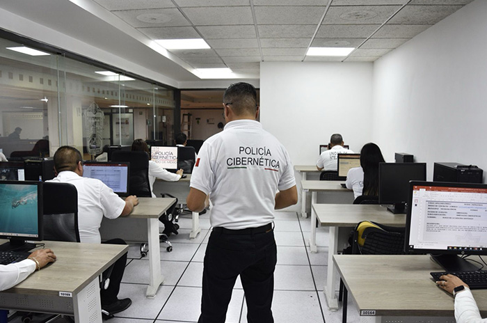 policia c