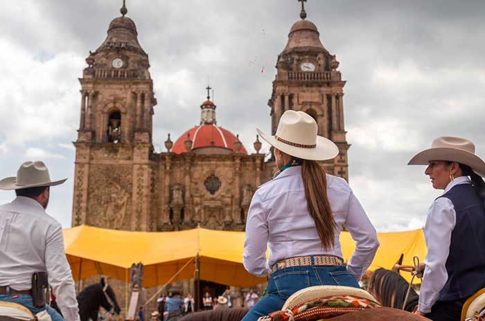 https://www.digitalmex.mx/images/2026/JULIO/19/tianguistenco-erika-olea.jpg