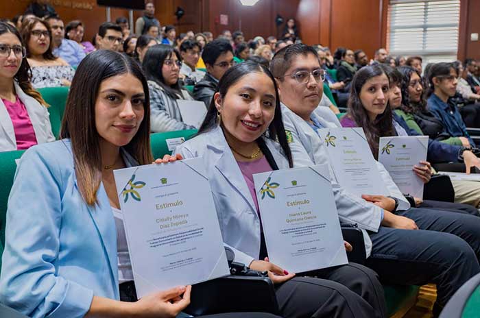 02 uaemex 2