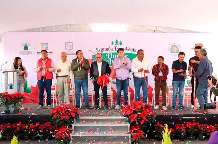 Con_Expo_Venta_de_la_Nochebuena_2023_se_impulsa_economía_de_Zinacantepec_2.jpg