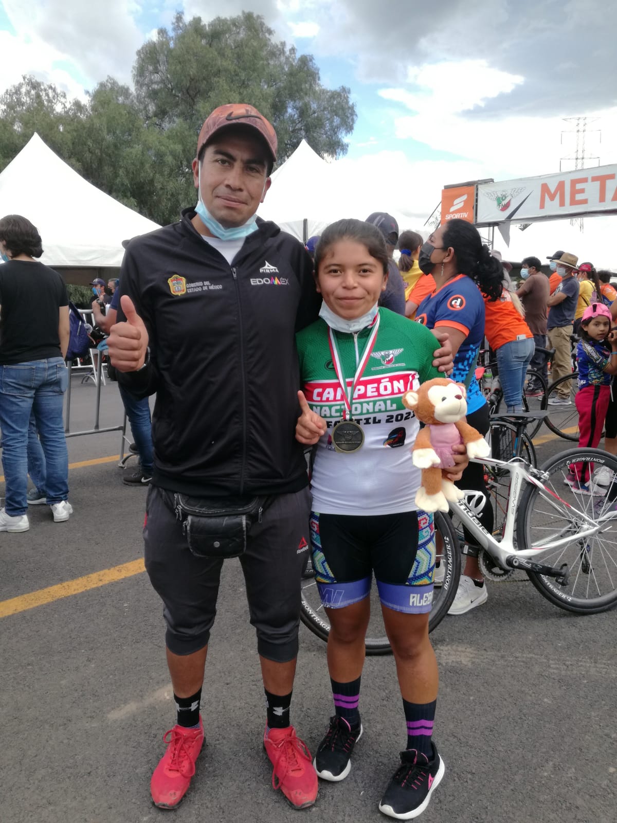 Eréndira y su entrenador
