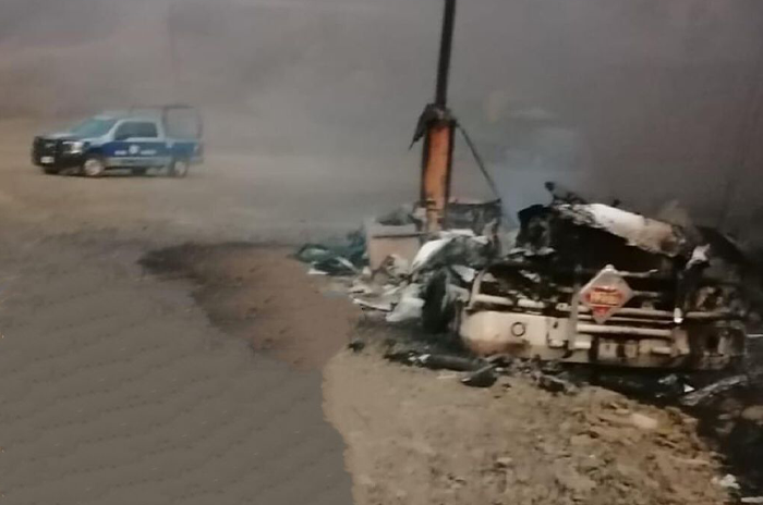 Explota_pipa_y_se_incendian_dos_tráileres_en_Tejupilco_2.png
