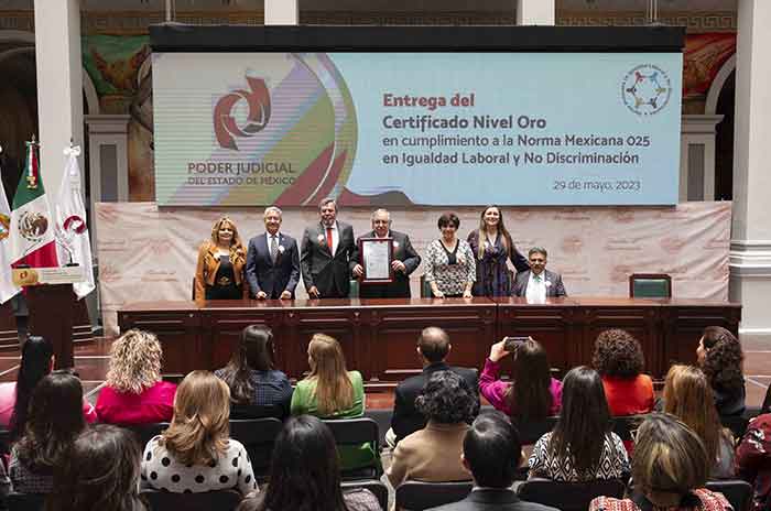 Recibe_PJEdoméx_Certificado_Nivel_Oro_en_igualdad_laboral_y_no_discriminación_2.jpg