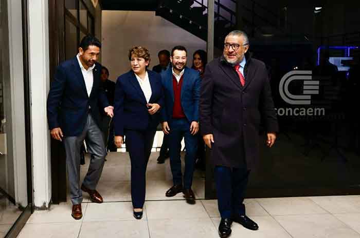 Toma_protesta_Mauricio_Massud_al_frente_de_CONCAEM_2.jpg