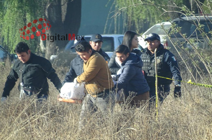 Volcadura_deja_una_mujer_muerta_y_varias_lesionadas_en_la_Toluca-Tenango_2.png