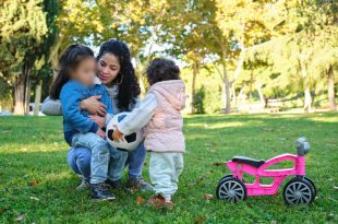 Los menores enfrentan procesos familiares donde cada resolución judicial busca garantizar su seguridad, estabilidad y desarrollo integral.