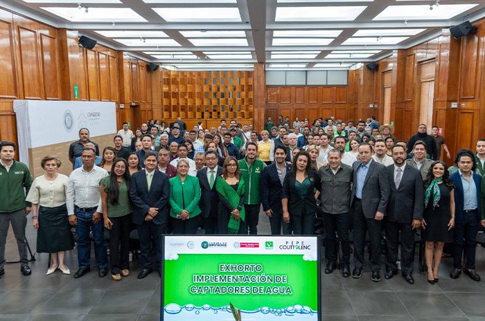 Durante una reunión con más de 100 regidores, el dirigente estatal del Partido Verde en el Estado de México, también llamó a impulsar captadores de agua pluvial en los municipios.