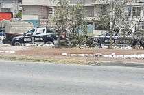 Aparentemente dichos vehículos estaban custodiados por unidades y elementos de la policía municipal