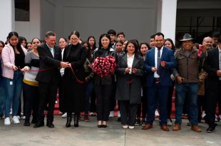 La presidenta municipal de Donato Guerra, Carmen Albarrán Gabriel, encabezó el corte de listón de la primera Universidad para el Bienestar “Benito Juárez García” en el municipio.