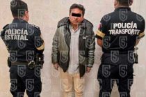 Video: Cae conductor de camioneta ligada a robos de transportistas en Cuautitlán Izcalli