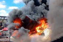 Video: Fuerte incendio moviliza a cuerpos de emergencia en Toluca