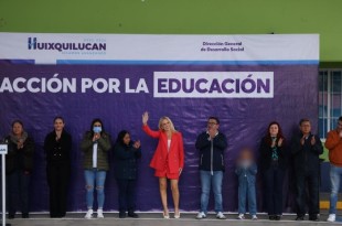 Contreras afirmó que su gobierno continuará trabajando por y para la educación, con acciones como la entrega de más de 12 mil becas