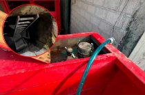 Fueron decomisadas dos camionetas adaptadas con compresores y estructuras para el llenado de tambos, además de mangueras, combustible y materiales de extracción.