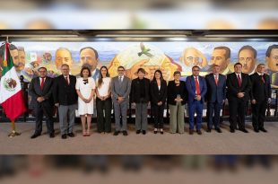 Delfina Gómez tomó protesta a nuevos funcionarios del ISSEMYM y dependencias del Estado de México.