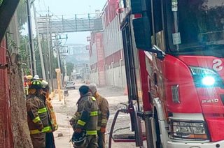 Video: Evacúan viviendas por fuga de gas en Tultitlán