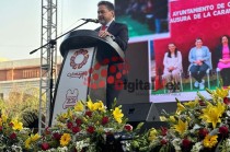 “Mientras nosotros trabajamos con entrega por Calimaya, otros eligen la guerra sucia disfrazada de opinión ciudadana”, lamentó el alcalde y aseguró que su gobierno seguirá enfocado en resultados y en mejorar la vida de las y los calimayenses.
