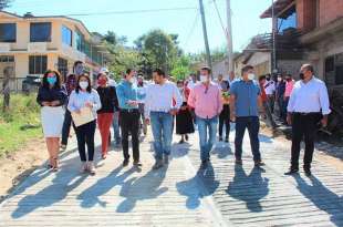 Delegado pidió que sigan haciendo más obras en esta colonia