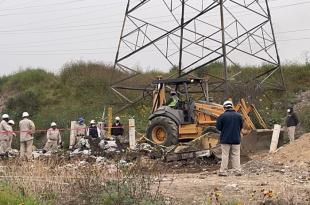 La fuga provocó el cierre de la autopista México-Pirámides en el kilómetro 06+400.