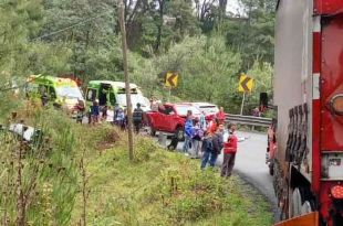 Servicio de Urgencias del Estado de México (SUEM) confirmaron el deceso de una persona en el lugar.