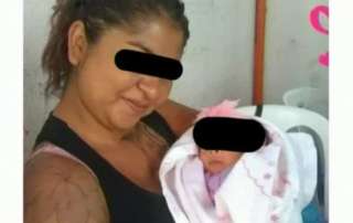 Erandi Elizabeth estaba drogándose en su domicilio cuando sus hijos comenzaron a llorar y debido a ello los obligó a beber la misma sustancia que ella inhalaba