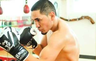 Está a unos días de subir al ring para defender su campeonato mundial Supermosca del Consejo Mundial de Boxeo ante Carlos "El Príncipe" Cuadras