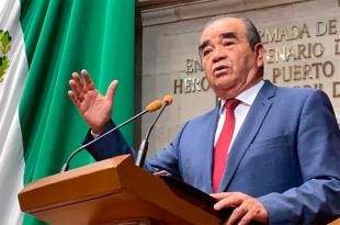 "Amenazan a los trabajadores de la empresa que ganó la licitación; les piden cuotas y que contraten a quienes ellos quieren", dijo