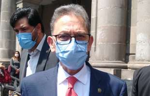 "Incrementamos en más de 10 mil lugares, sin construir nuevas escuelas", destacó