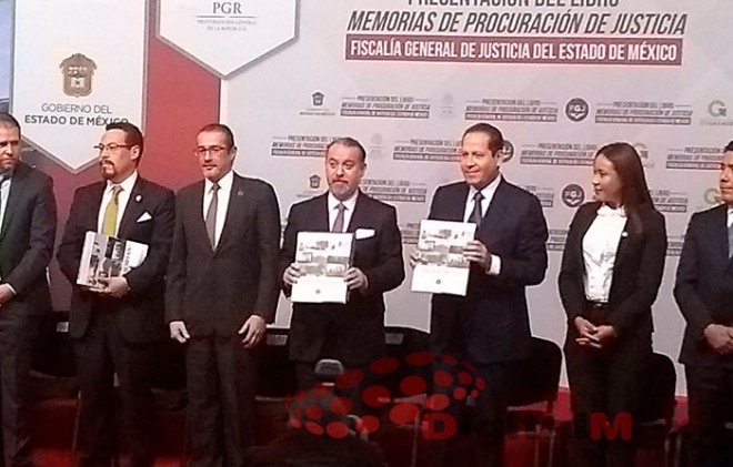 Preside gobernador presentación del libro "Memorias de Justicia"