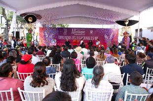 El alfeñique es el elemento más distintivo de la identidad del municipio