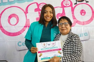 En su discurso, la Presidenta Honoraria del DIF Toluca destacó que "este día no solo celebramos lo que han logrado, sino lo que están por lograr".