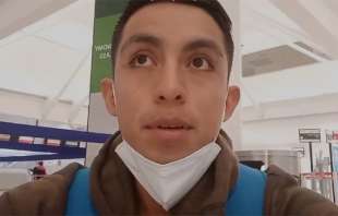 Los marchistas mexiquenses Brandon y Jefferson Segura quedaron varados en el Aeropuerto de la Ciudad de México