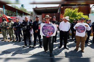 La presidenta municipal Azucena Cisneros encabezó un Operativo Red Violeta en Santa Clara Coatitla y la Sierra de Guadalupe.
