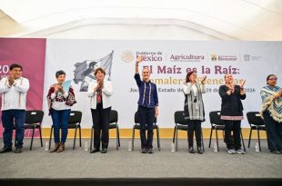 Claudia Sheinbaum y la gobernadora Delfina Gómez encabezaron el arranque de Comaleras Bienestar en Jocotitlán.