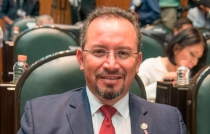 Contralor de la #UAEMex debe mantenerse lejos de cualquier partido político: Omar Ortega