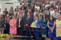 Representantes de colectivos LGBT+, activistas y autoridades de la Comisión de Derechos Humanos del Estado de México firmaron convenios y acuerdos de colaboración.