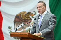 El Grupo Parlamentario del PRI a través del diputado Alejandro Castro impulsa esta iniciativa de reforma al Código Civil estatal.