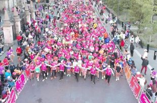 Participan cerca de 3 mil 300 corredores en este evento deportivo.