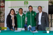 Couttolenc y Anguiano en el anuncio del PVEM