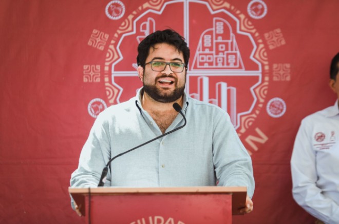 El alcalde Isaac Montoya Márquez informa, junto a autoridades de OCAVM y vecinos, sobre los trabajos de desazolve en la presa Los Cuartos