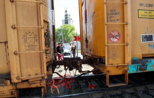 "Ahorca" tren zona norte de Toluca; vecinos denuncian peligro para habitantes