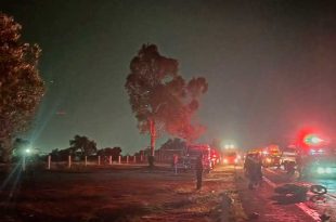 Motocicleta es impactada por detrás en la Central de Abastos y el conductor responsable escapa