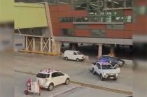Un grupo de al menos 12 criminales ingresó a la fuerza al aeropuerto