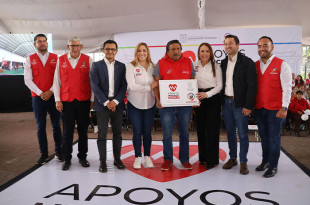 “El acceso a servicios de salud es un derecho humano, no un privilegio, y en San Mateo Atenco lo estamos garantizando”: Ana Muñiz Neyra.